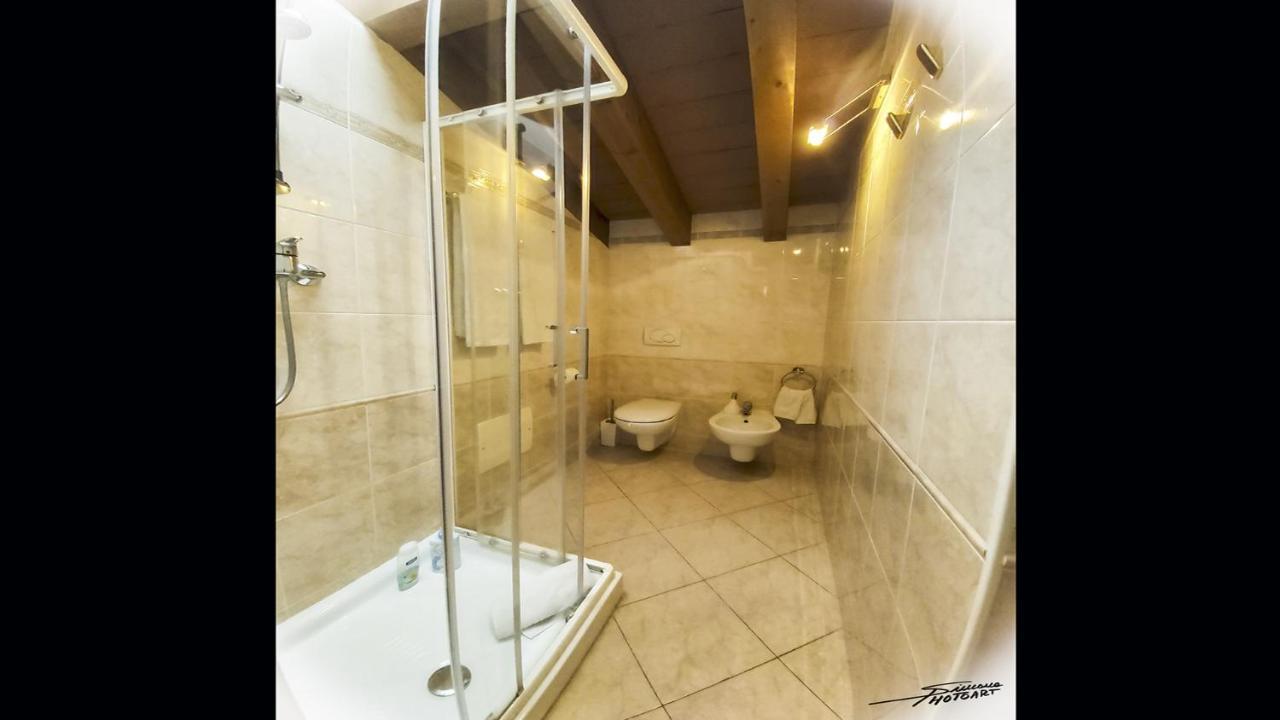 가비라테 La Folaga B&B 외부 사진